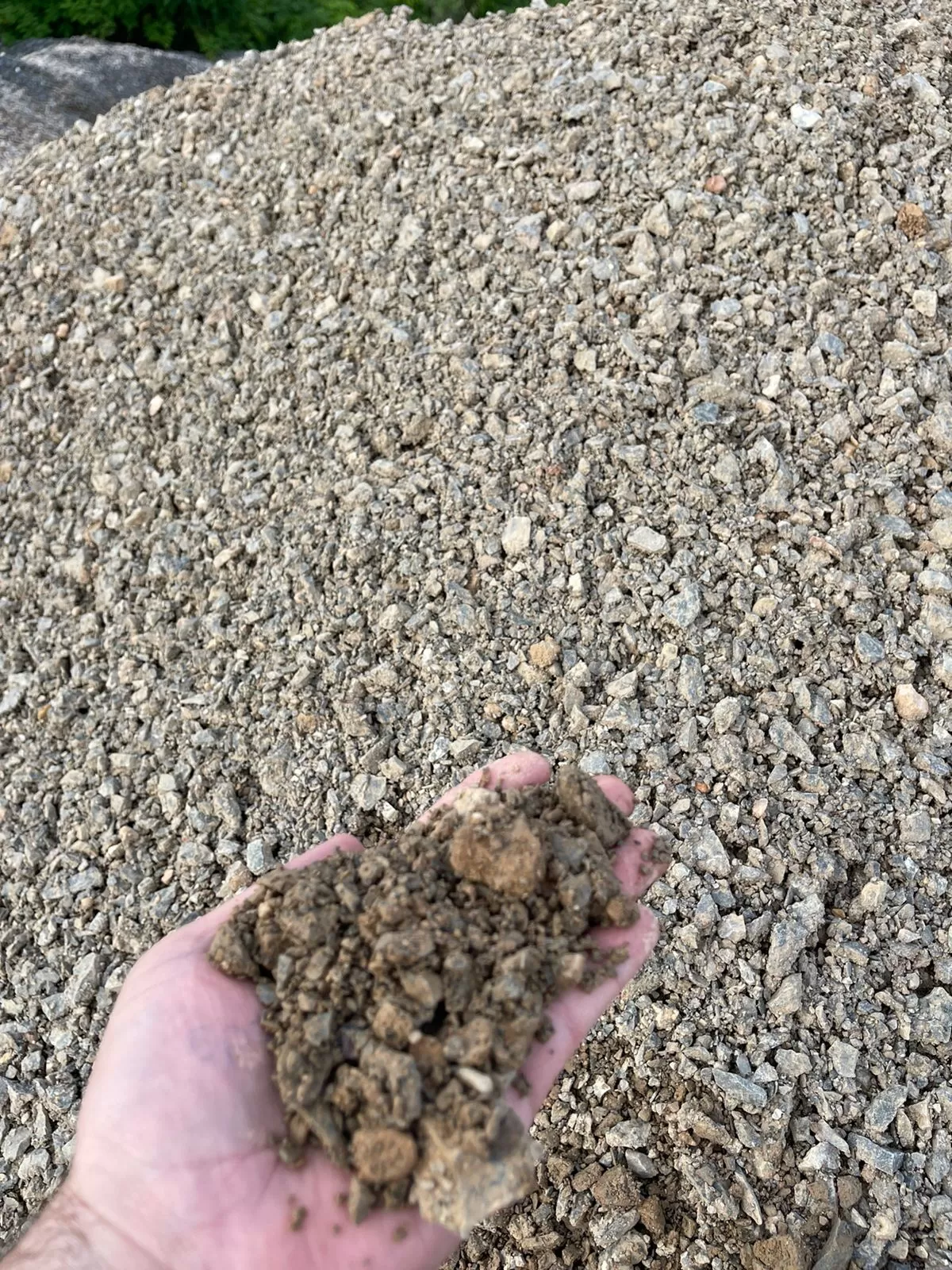 BGR (Brita Graduada Reciclada)